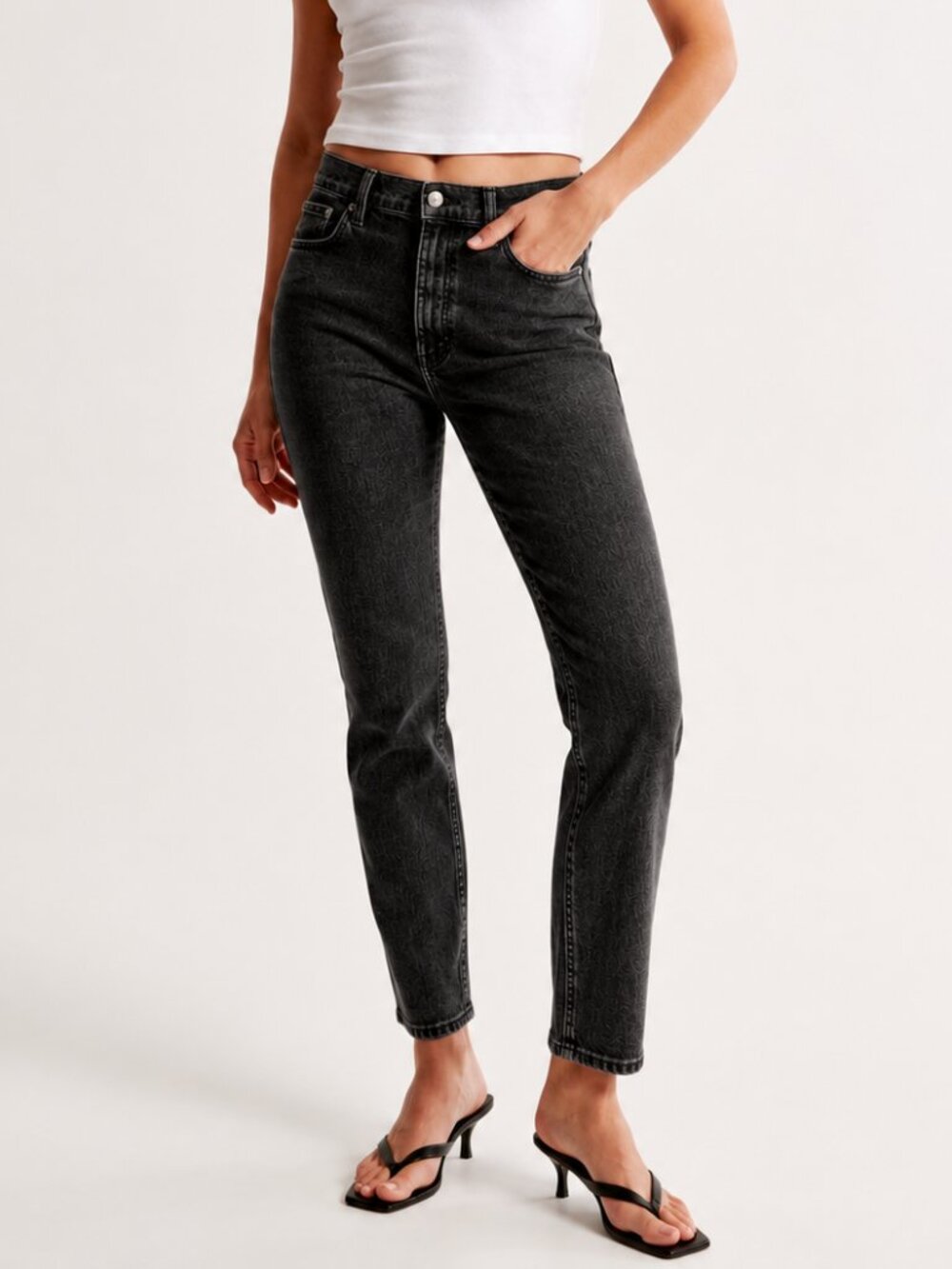 Abercrombie & Fitch The Mom High Rise Jean Black 30 Short